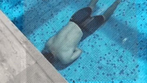 吃瓜群众游泳教练,揭秘水上英雄的日常